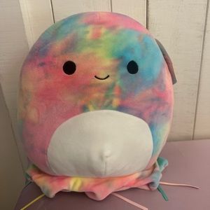 Jellyfish squishmallow